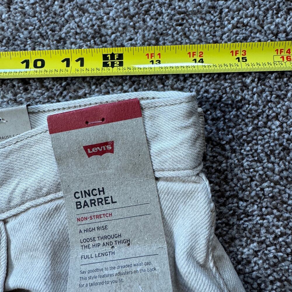 Levi's Cinch Barrel Women's High Rise jeans Size 27x31 Loose Cream Gorpcore - Picture 14 of 14